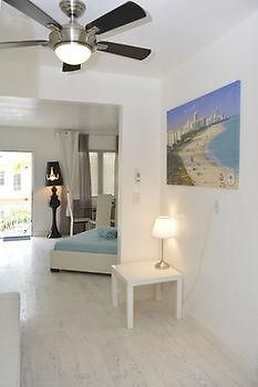 Art Deco Ocean Walk Apartments Miami Beach Buitenkant foto
